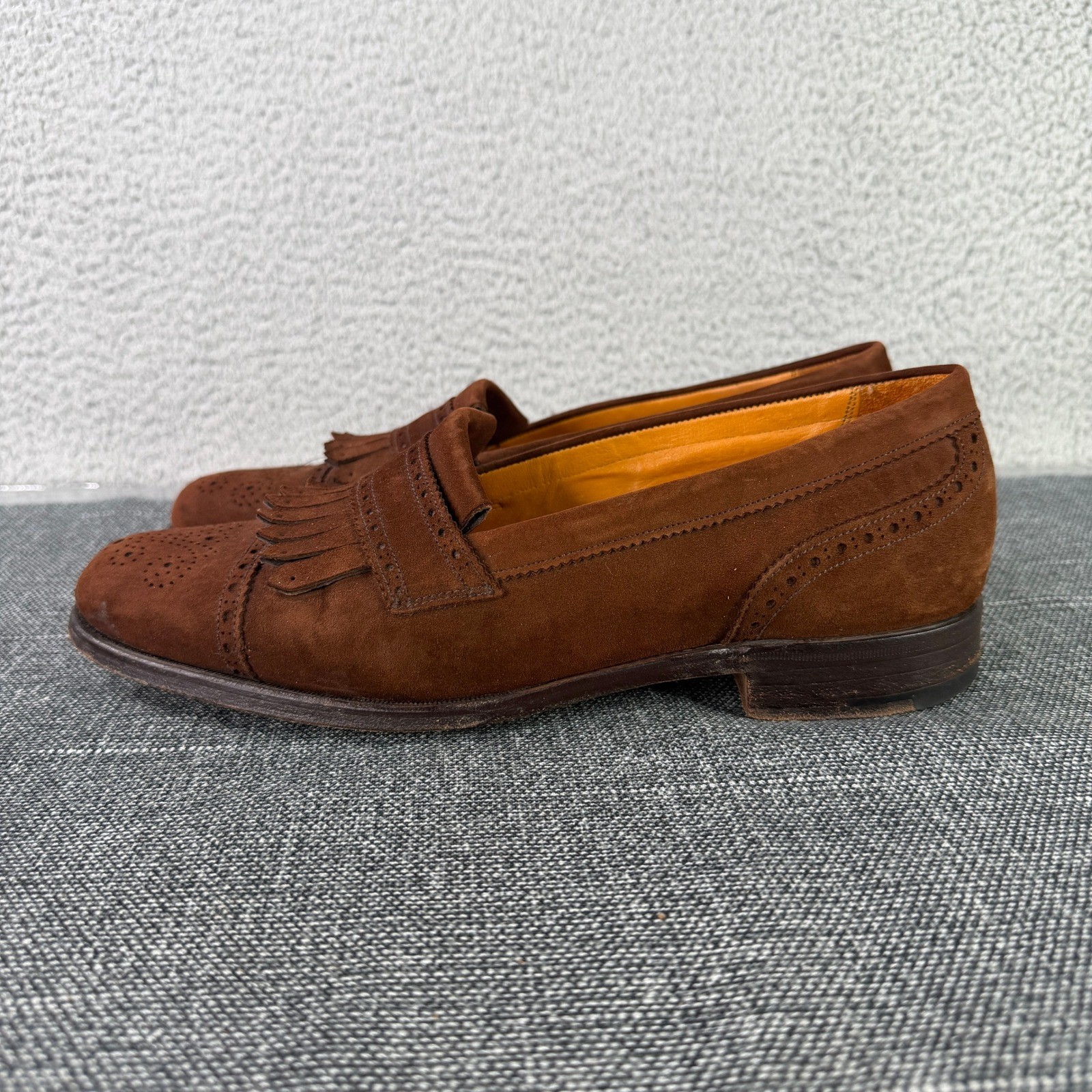 Cole Haan Bench Made England Loafers Mens 10 D Brown Suede Tassel Wingtip VTG