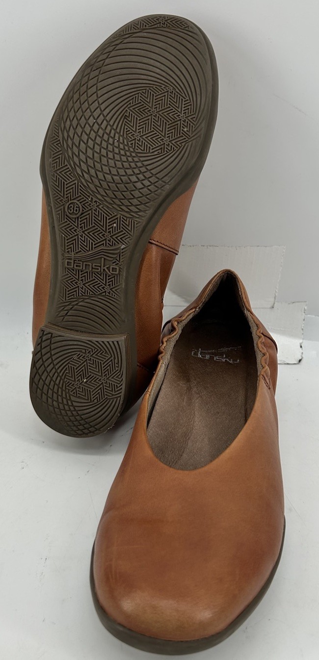 Dansko Mollie Ballet Flats Nappa Leather Slip On Luggage Color Women’s 36 US 6