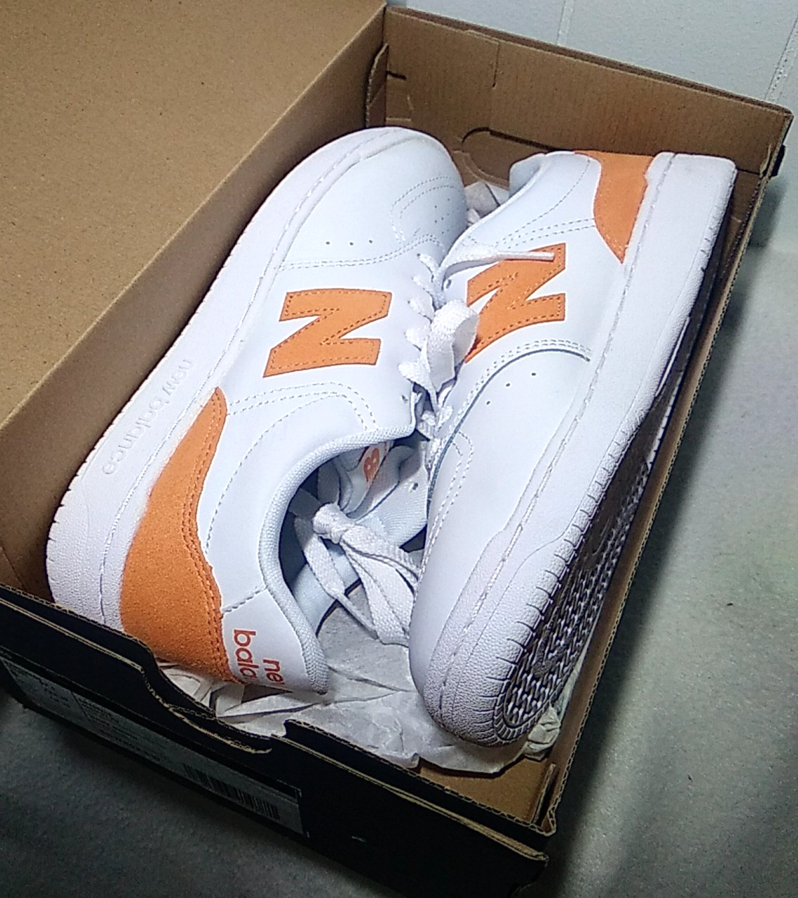 New Balance BB80 W Size 8.0 Court Sneakers Leather & Synthetic Upper White Brown