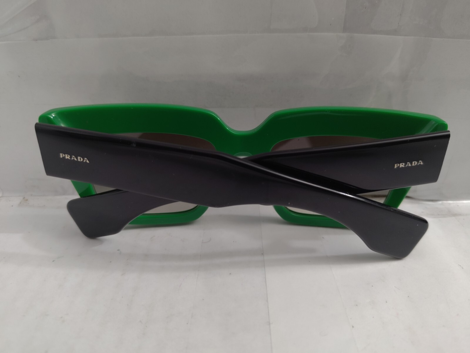 Prada SPR 28P 51-20 SMP-0A7 140 2N Sunglasses Green / Black Authentic Rare