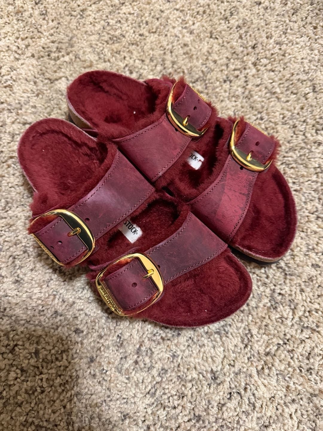 Birkenstock Arizona Big Buckle Shearling Oiled Leather Sandals Maroon Size 36