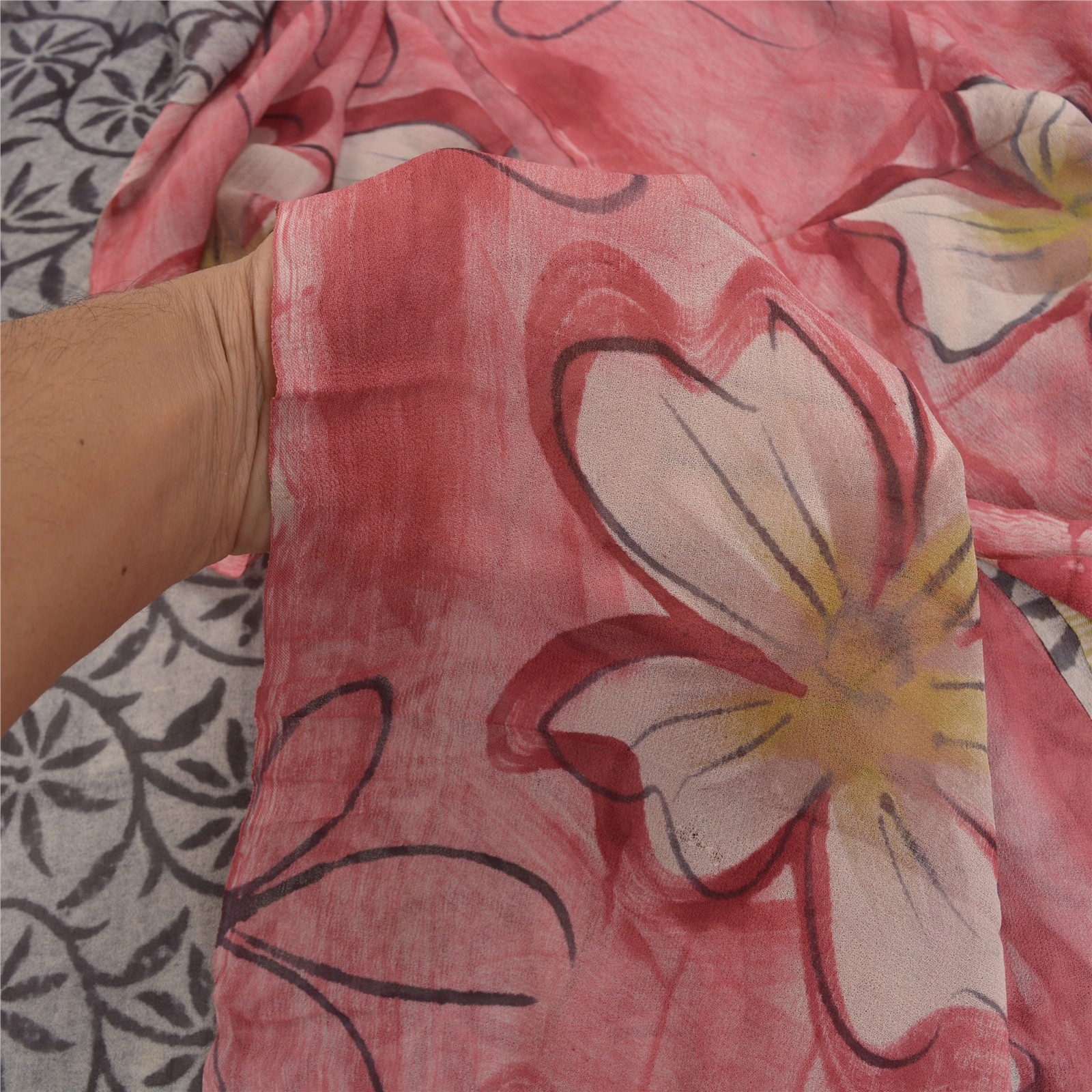 Sanskriti Vintage Indian Sarees Blend Georgette Printed Fabric Craft 5 Yard Sari