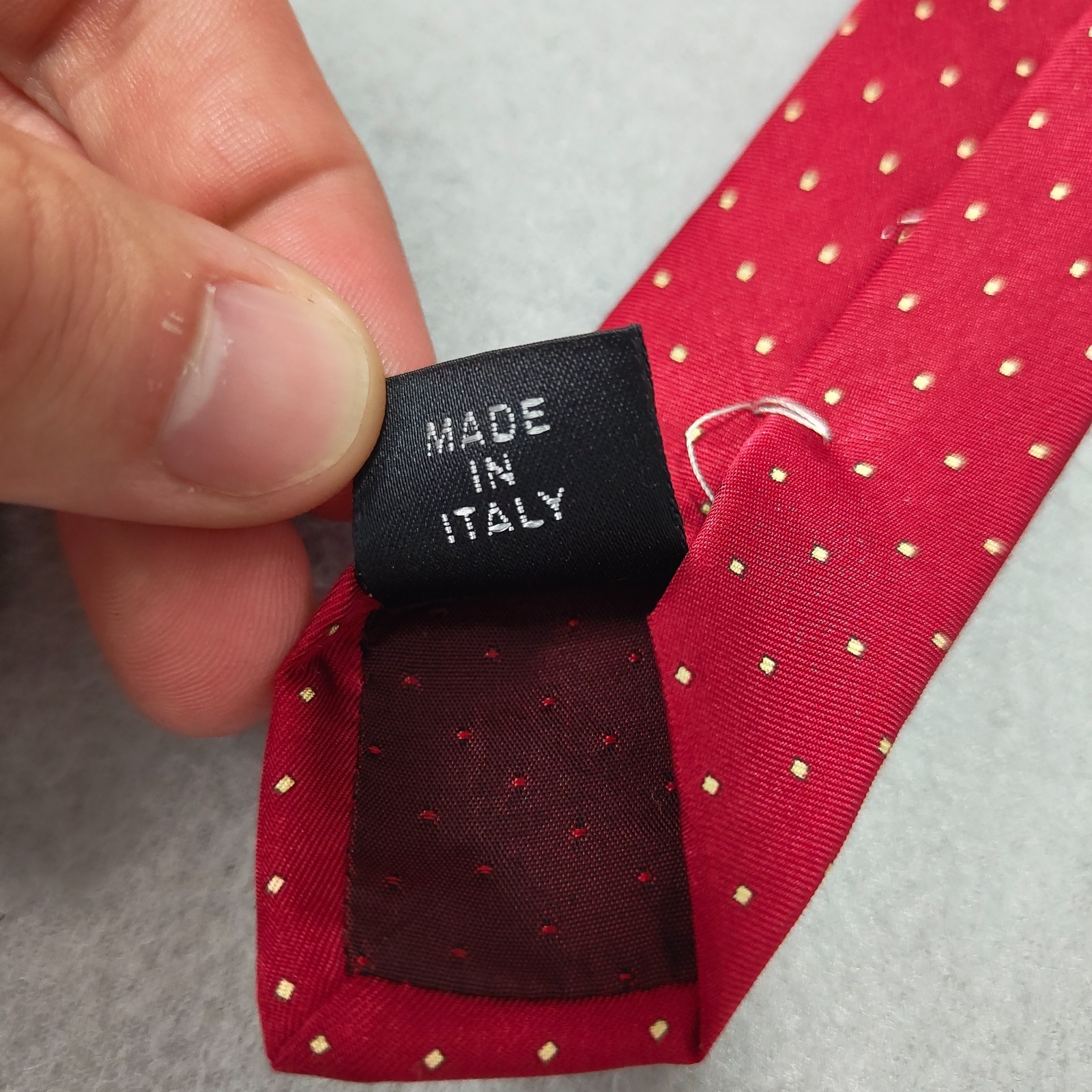 Gianni Versace 100% Silk 9cm Wide 144cm Long Tie Mens