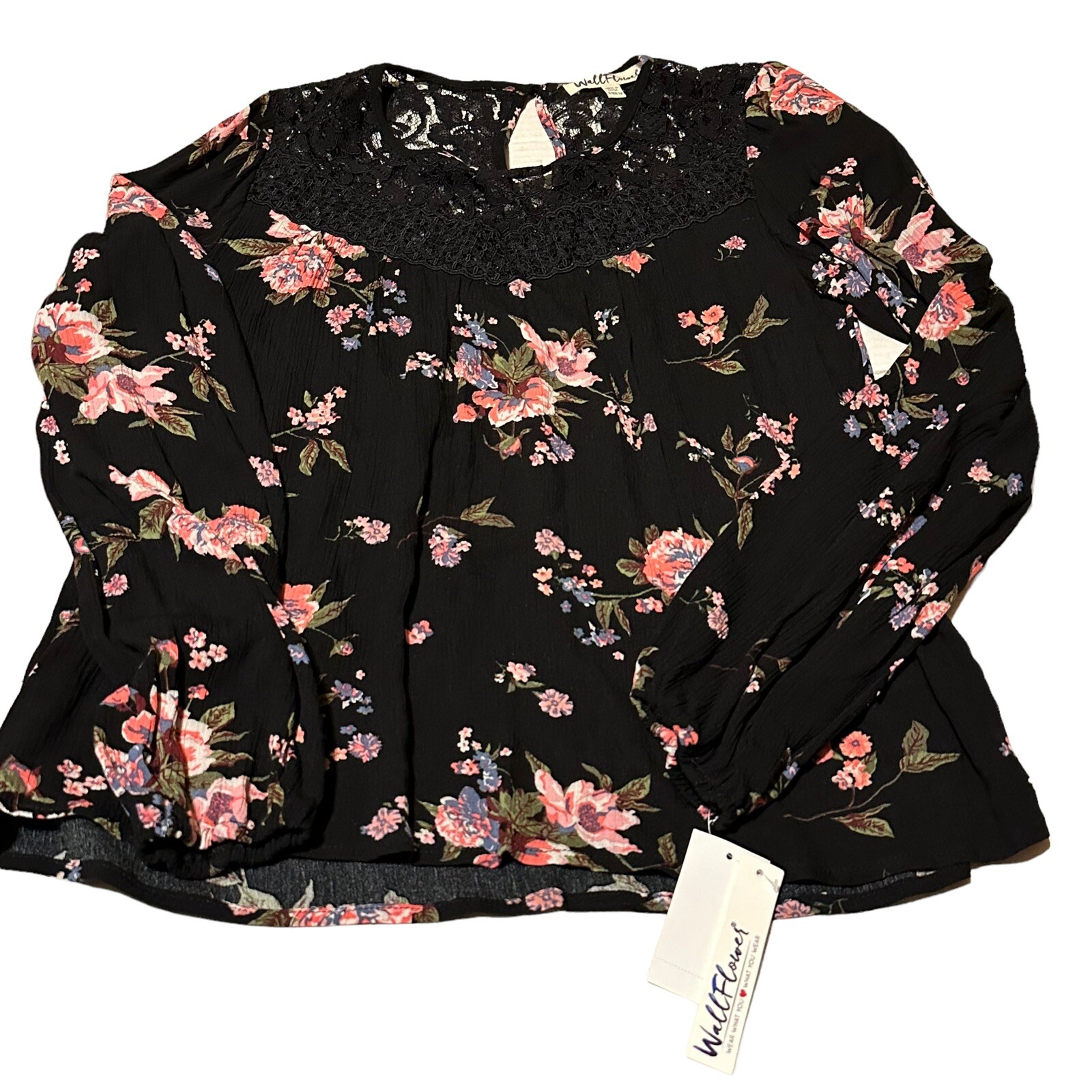 WallFlower Black Pink Red White Floral Blouse Size Women’s Medium