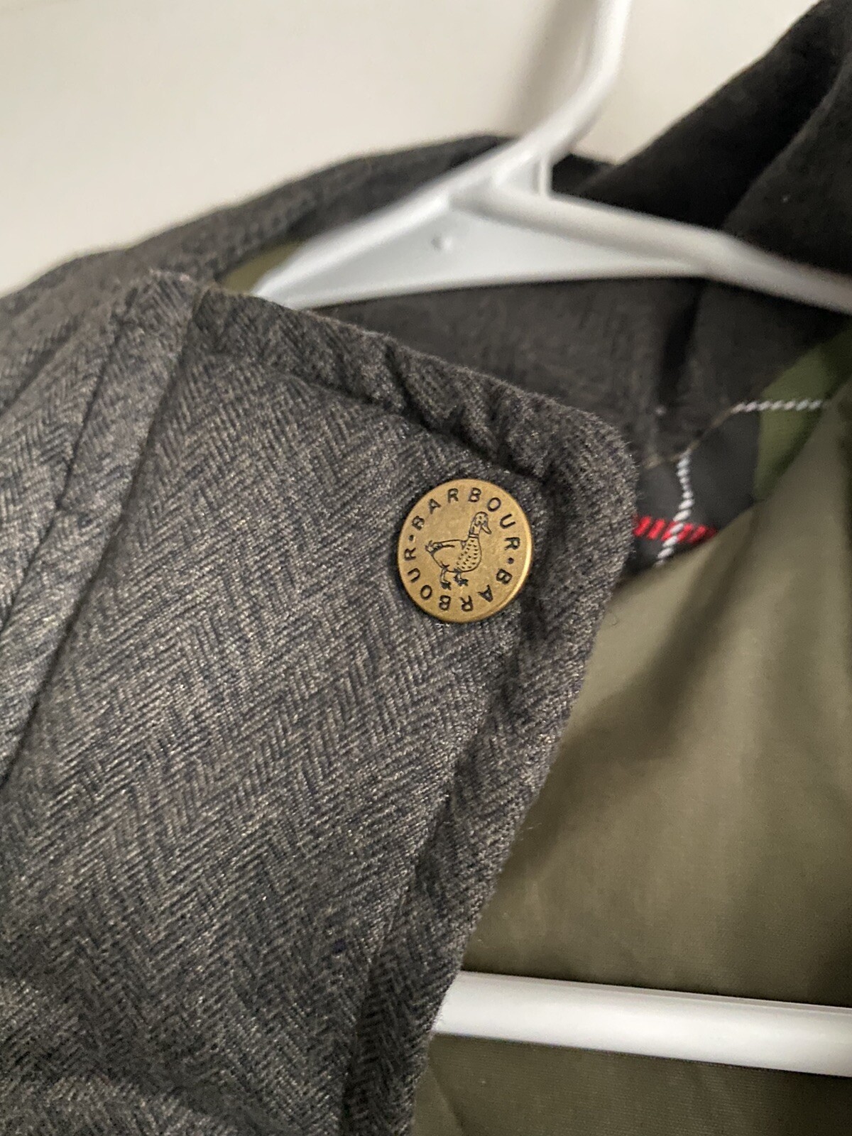 Authentic Barbour Olive Lonnen Herringbone Quilted Hooded Coat – Limited Edition