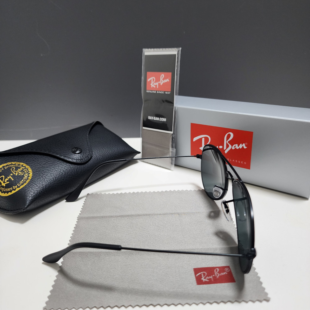 Ray-Ban RB3025 Aviator Pilot Sunglasses Black Frame Glass Gray Lens 58-14 mm