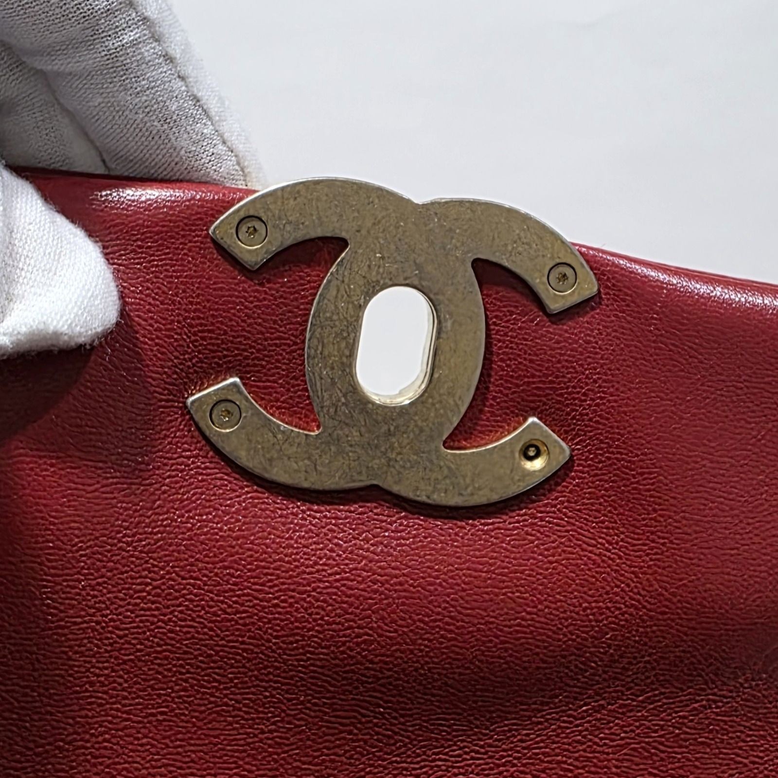 Chanel 19 Flap Red Mixed-Metal Chain Hardware Bag 29x17x9cm SN: 30512326