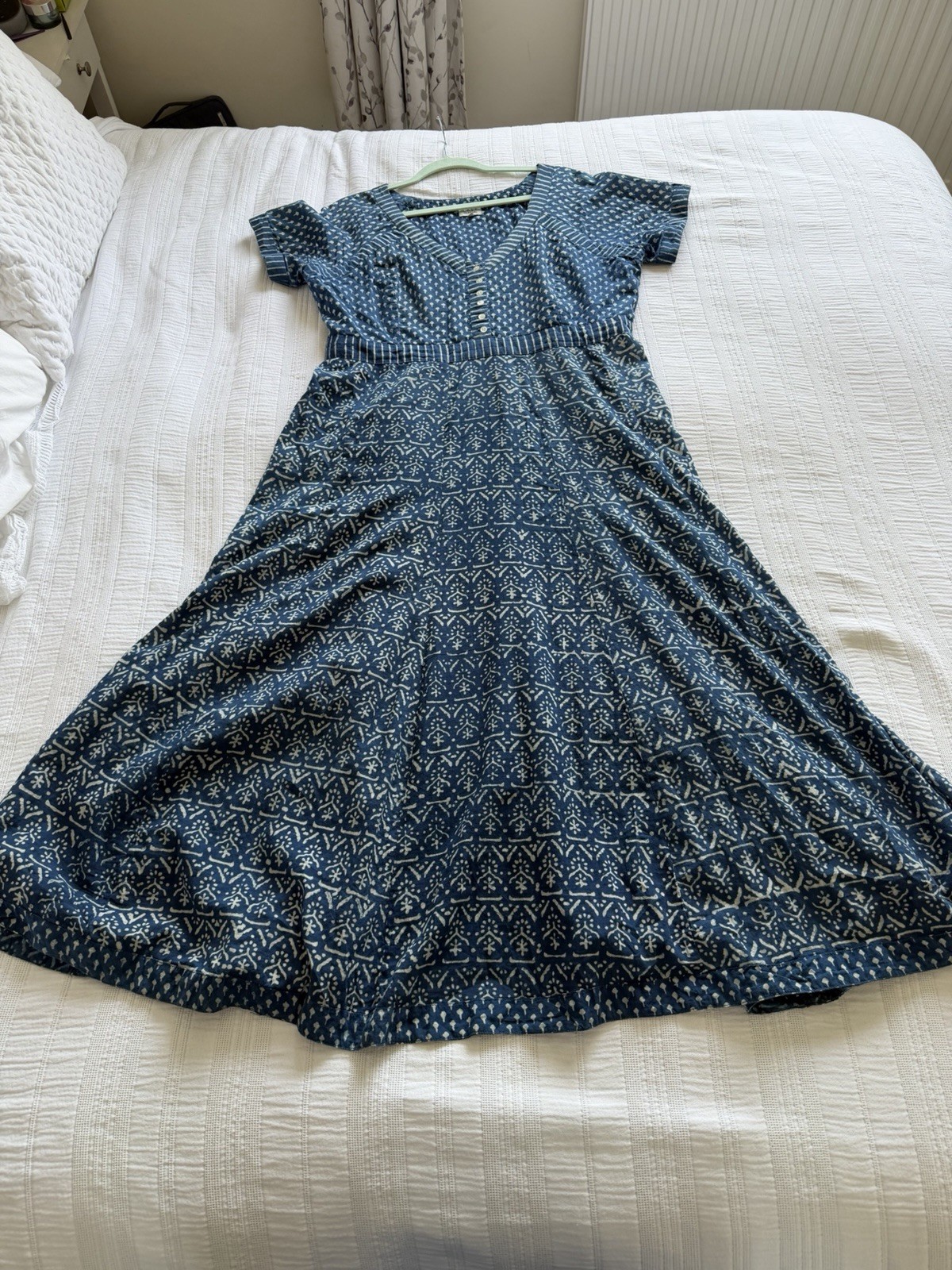East Fabindia Blue White Batik Maxi Dress Size 18 Cotton Button Bust