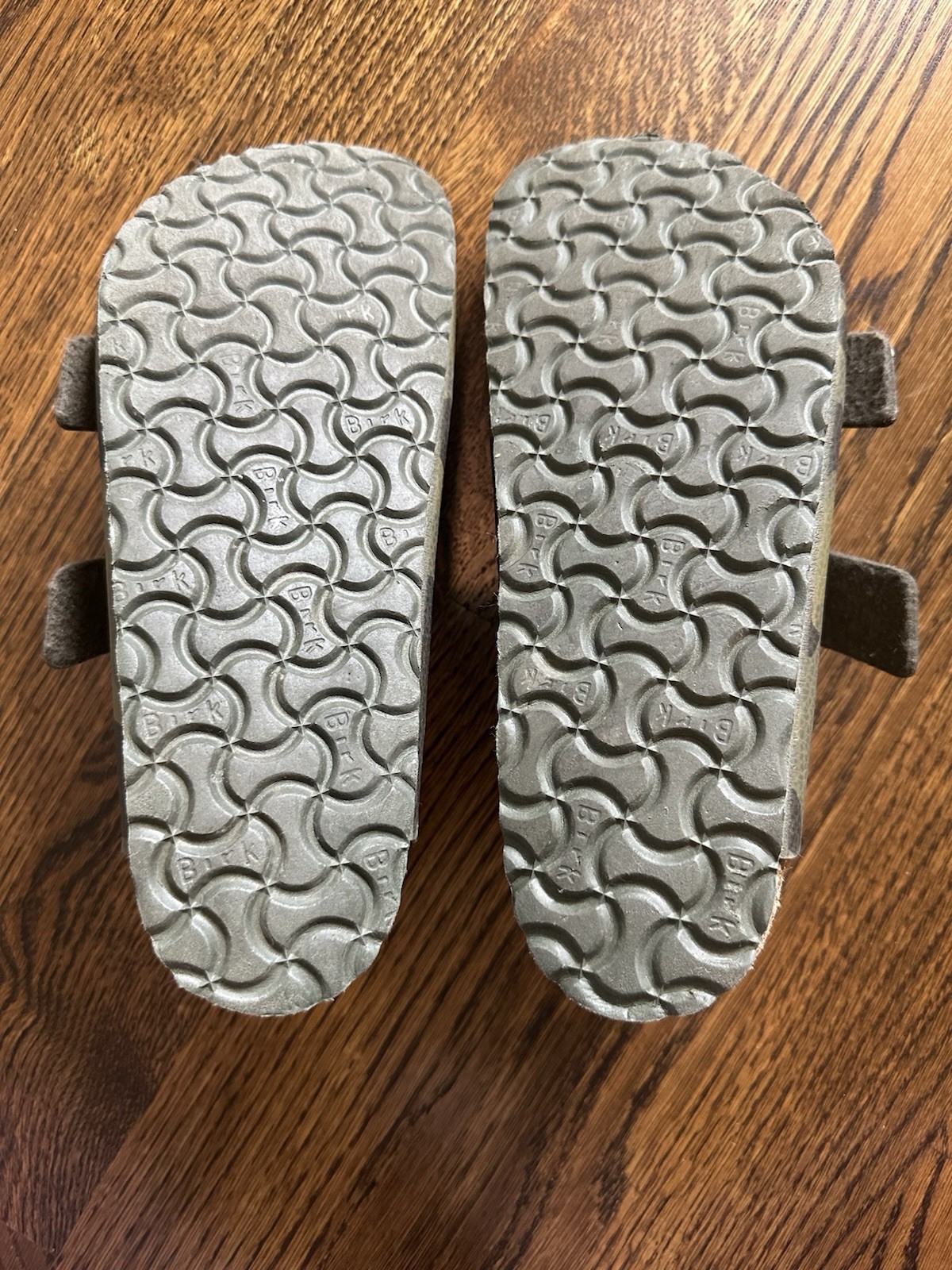 Birkenstock Arizona Sandals Womens 41 US 10 Green Camo Soft Footbed Slide
