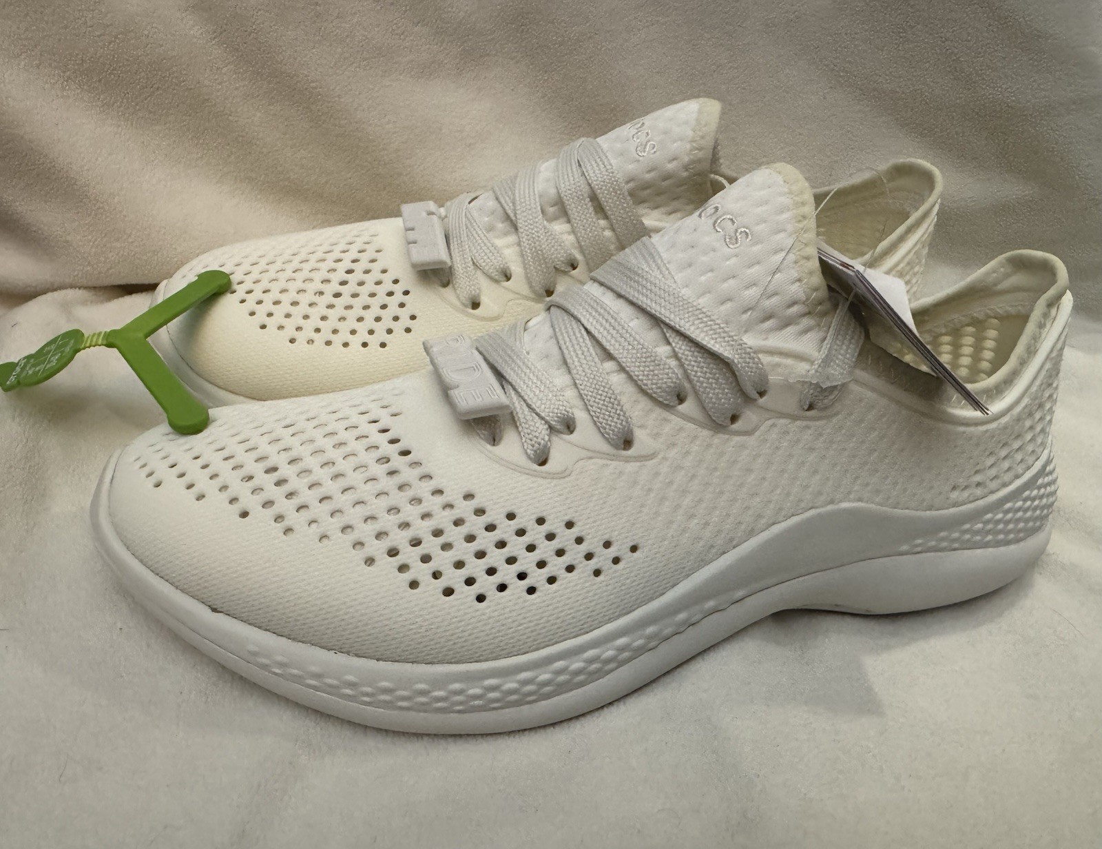 NEW Crocs LiteRide 360 Pacer Women’s Size US 9 Almost White Sneakers 206705-1CV