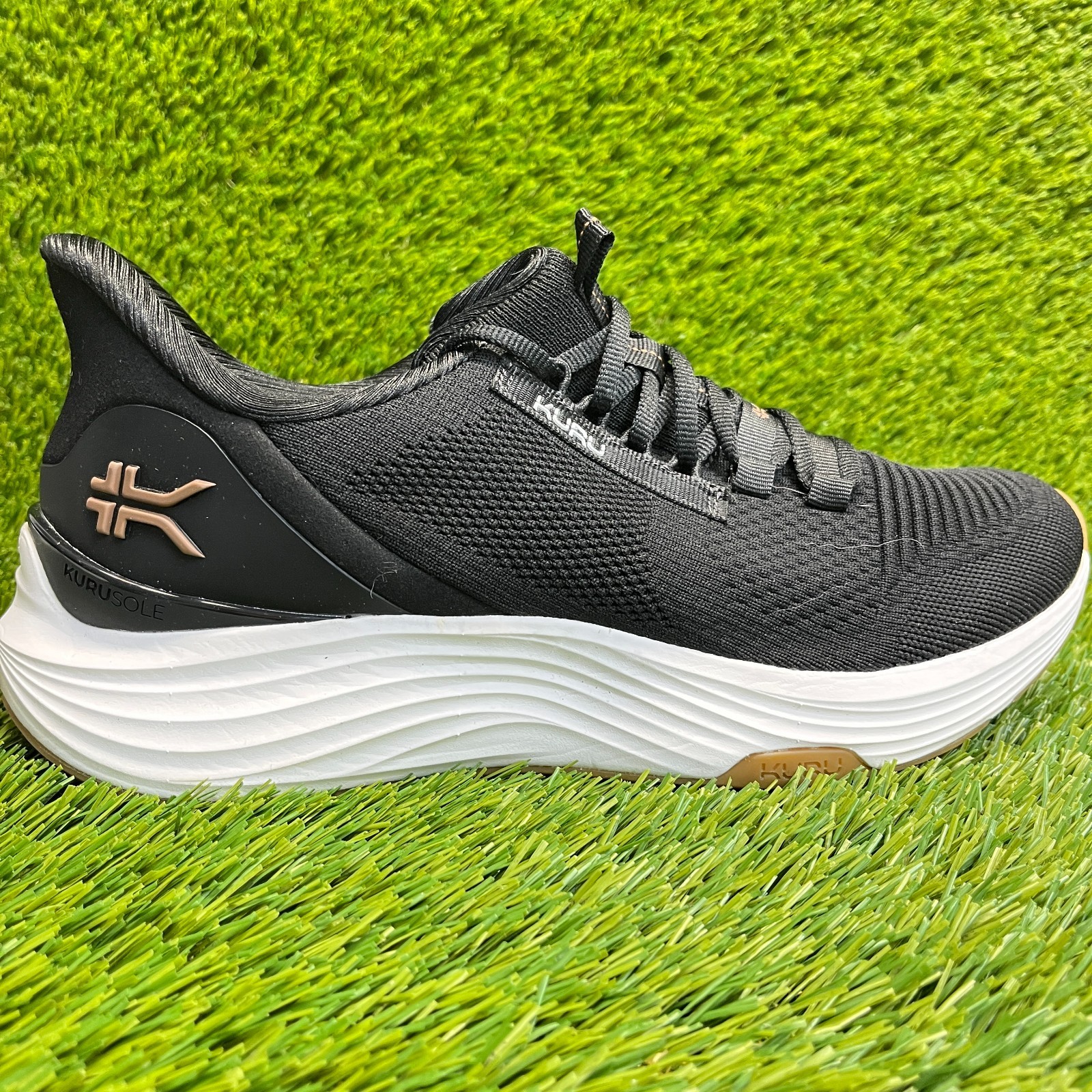 Kuru Atom 2 Womens Size 10 Black White Athletic Running Walking Shoes Sneakers
