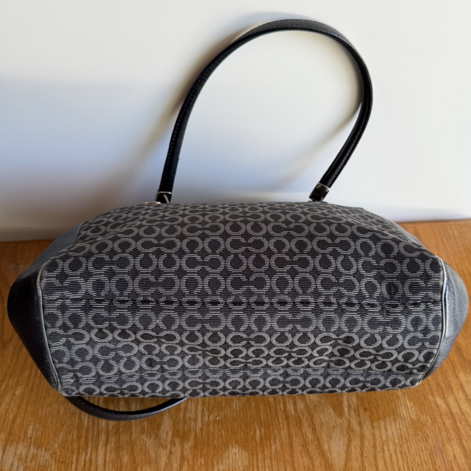 COACH Purse Madison Madeline Satchel/ Black and Grey 25215