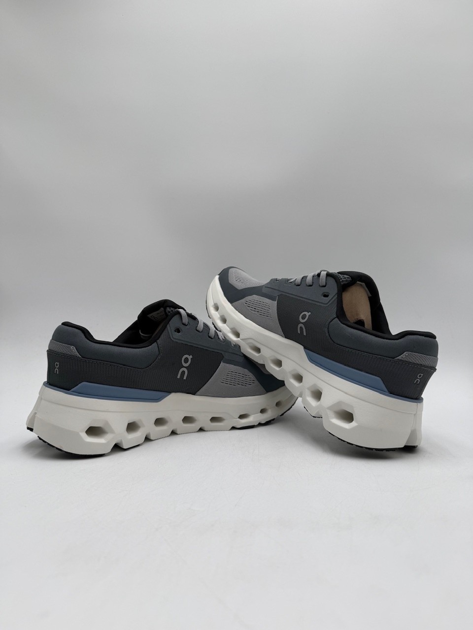 ON CLOUDRUNNER 2 Men’s NEW Athletic Sneaker Alloy/Chambray Multiple Sizes