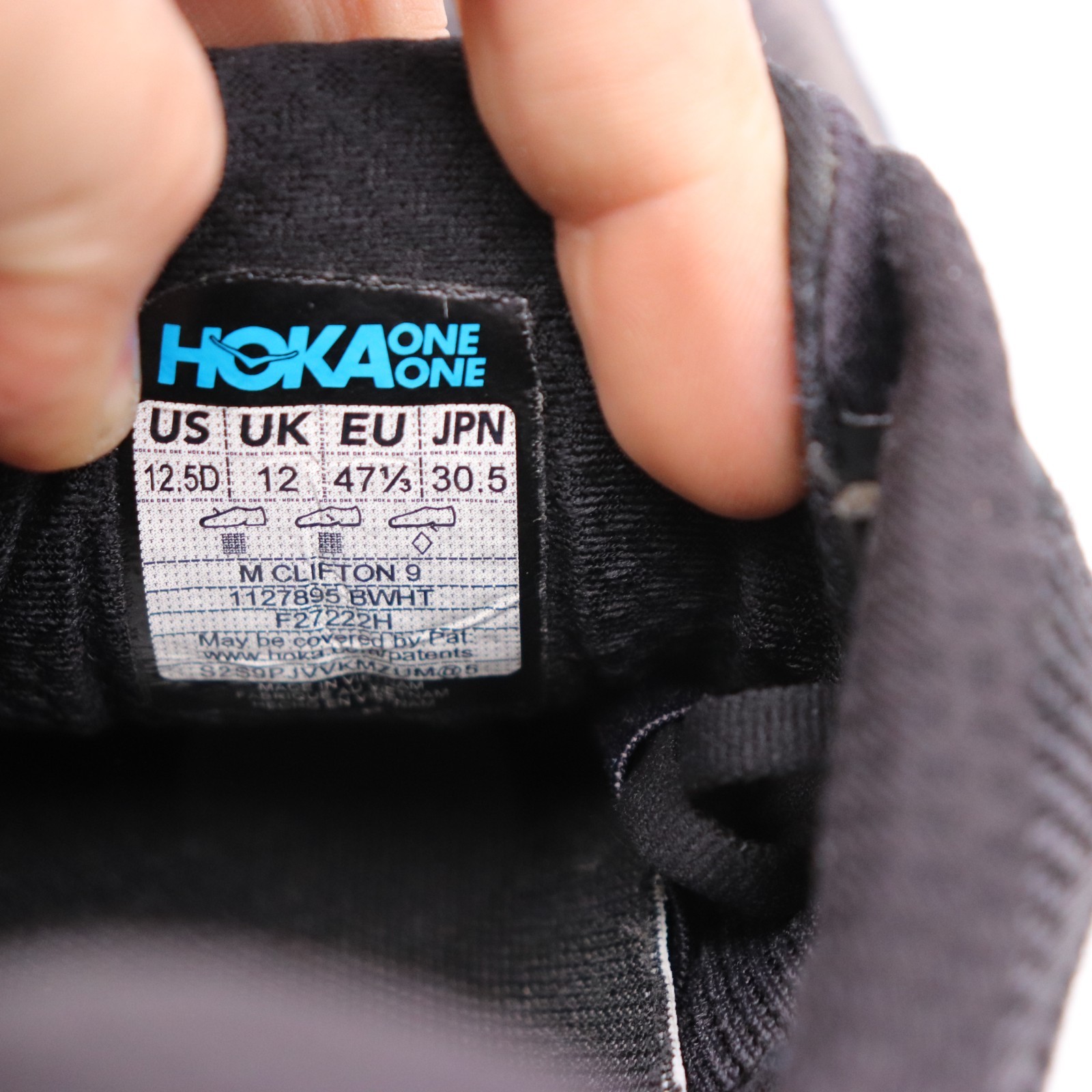 Hoka One One Clifton 9 Men’s Size 12.5 D Black Running Sneakers 1127895 BWHT