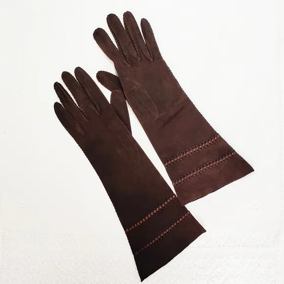 Brown Fine Suede Leather Gloves All Occasions New Condition Vintage Size 7.5