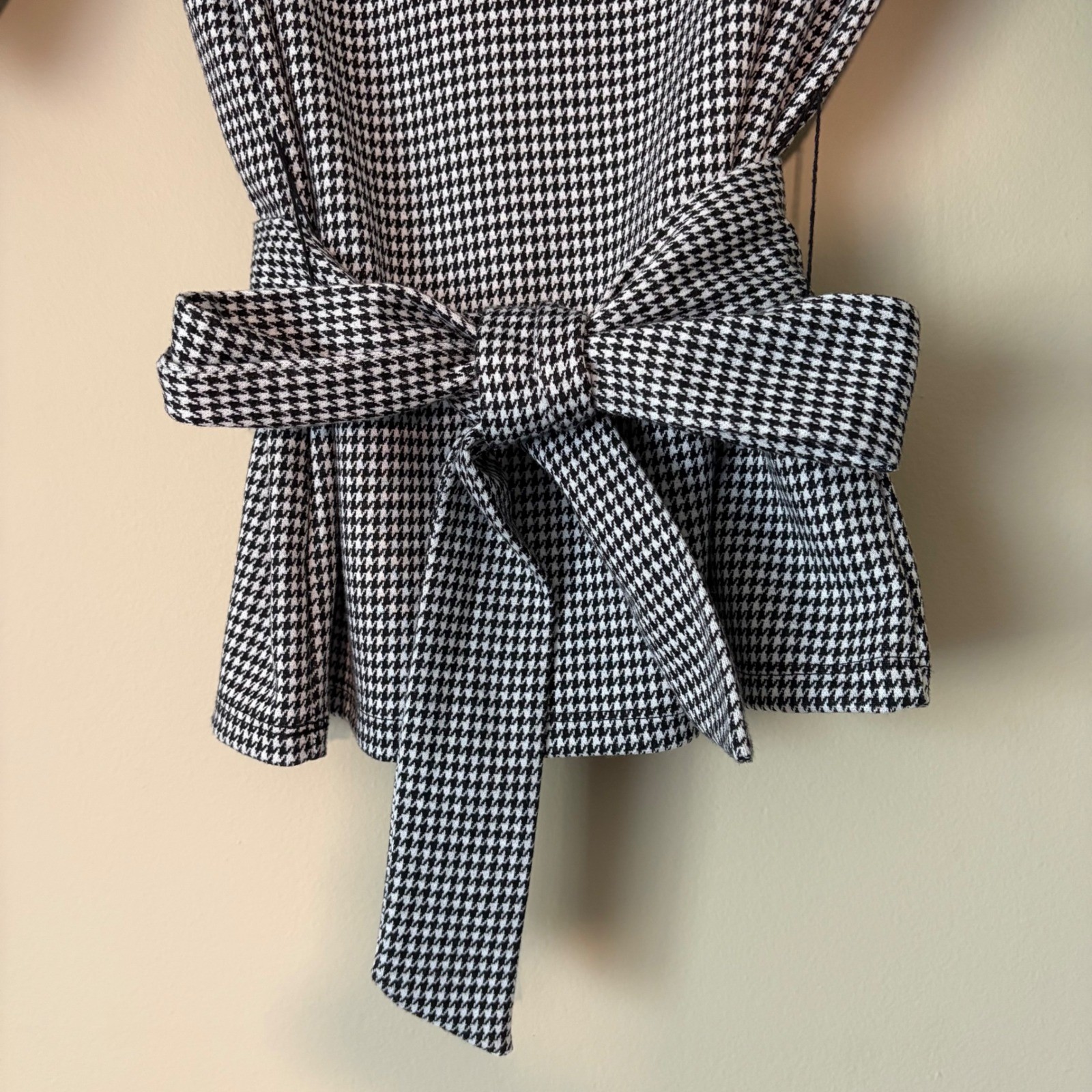 Halogen Mock Neck Belted Peplum Top Black White Houndstooth Women’s XS