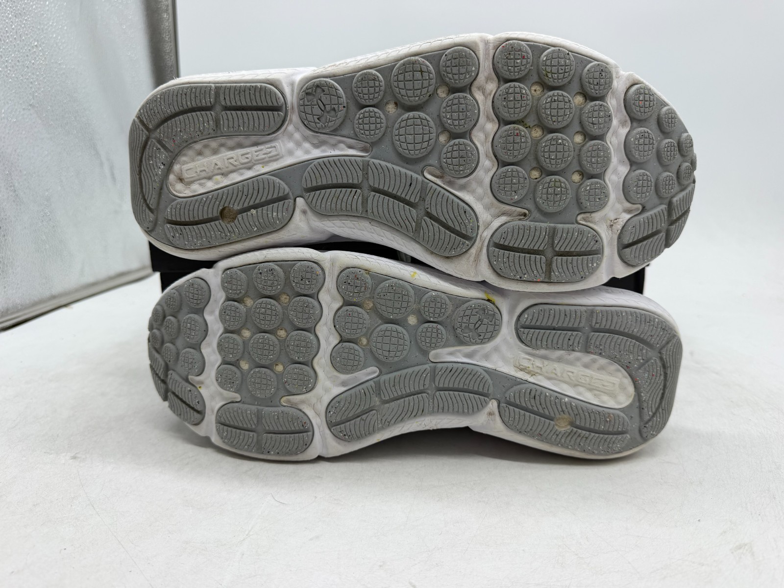 Under Armour Charged Assert 10 Athletic Sneakers Men’s Gray White Lace-Up – 10.5
