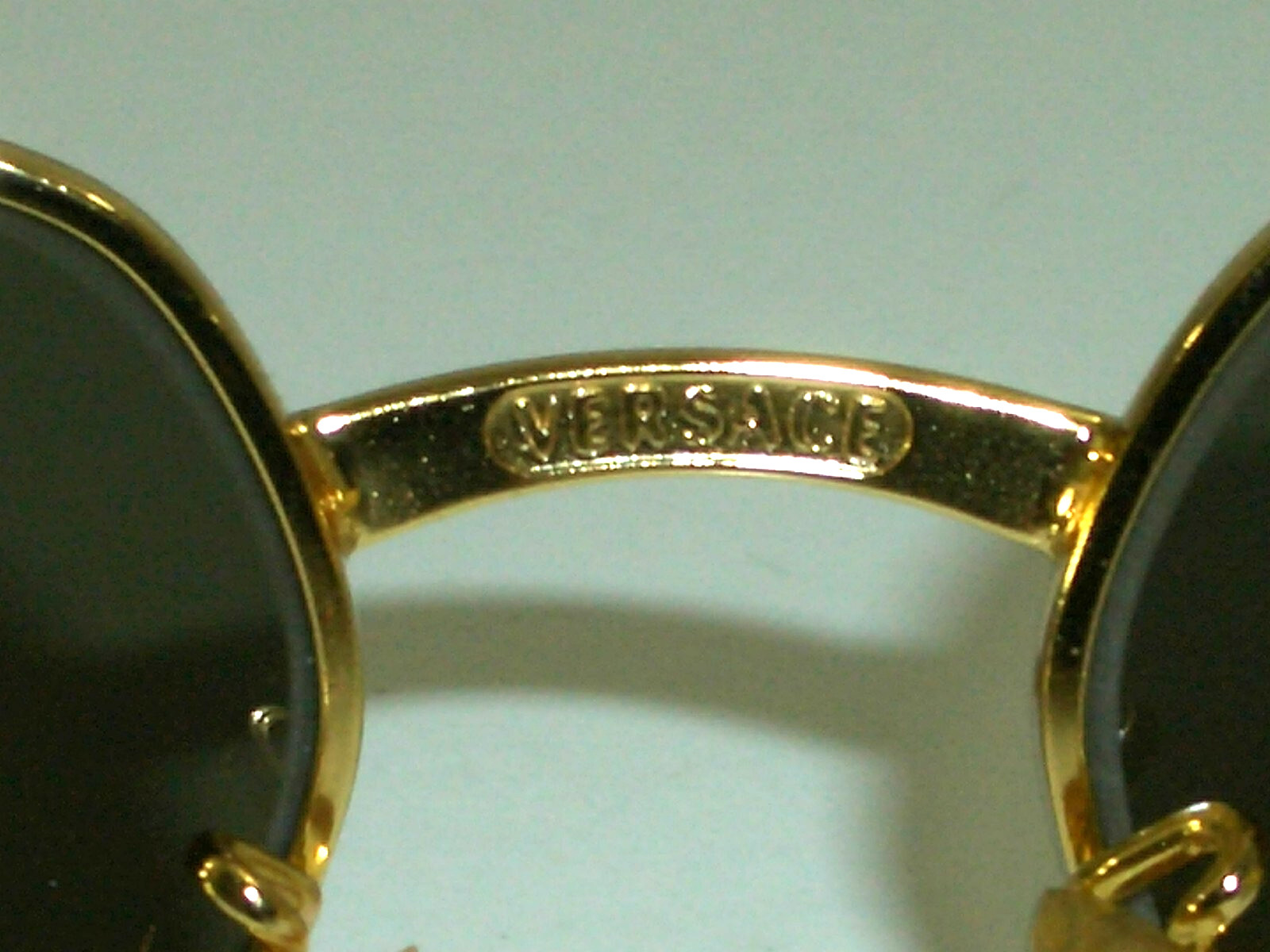 GIANNI VERSACE MOD. S81 COL.030 SLEEK GOLD RECTANGULAR OLIVE SUNGLASSES NEW