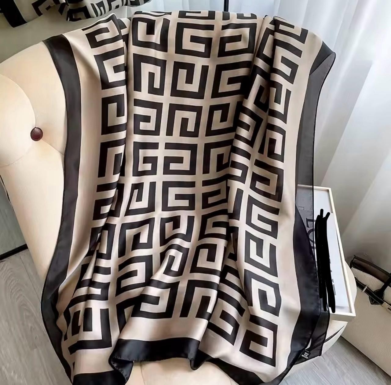 Large 180x90cm Silk Feel Polyester Scarf Elegant Print Shawl Wrap Women Fashions
