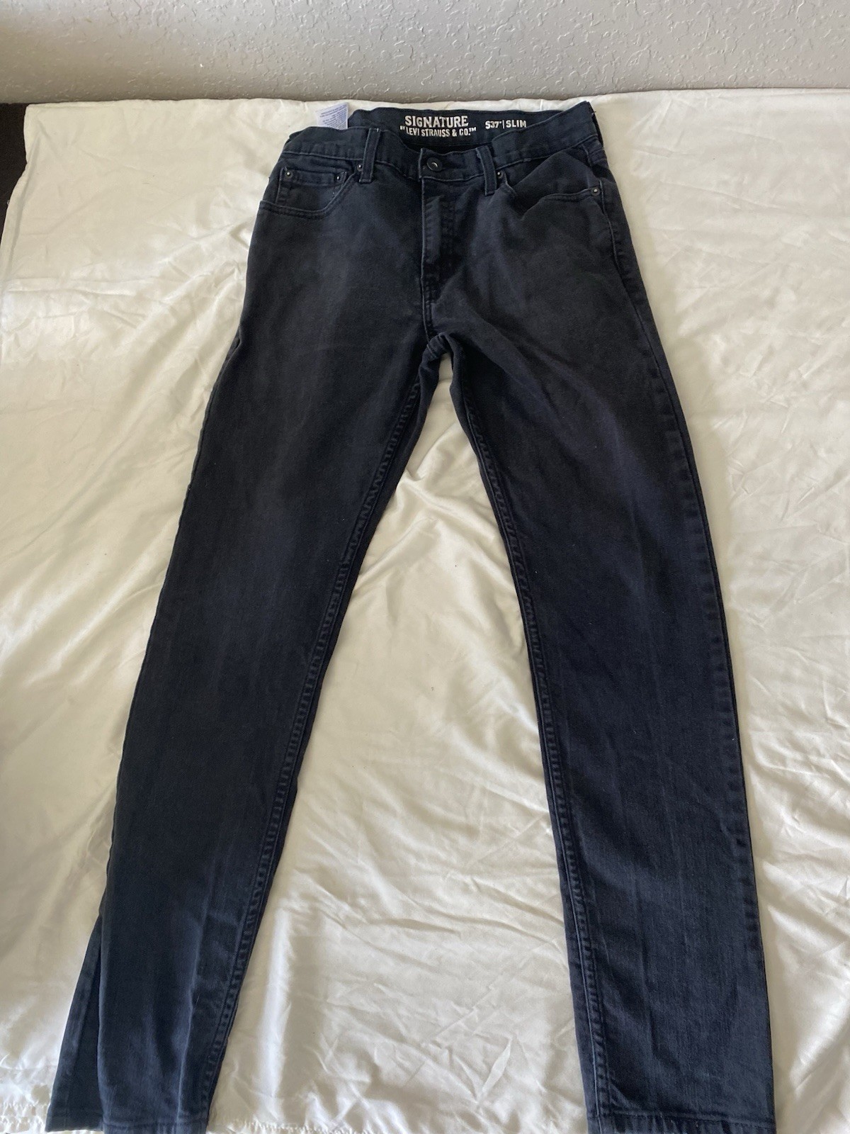 Signature by Levi Strauss & Co. Men’s Slim Fit Black Dark Wash Denim Jeans 5P