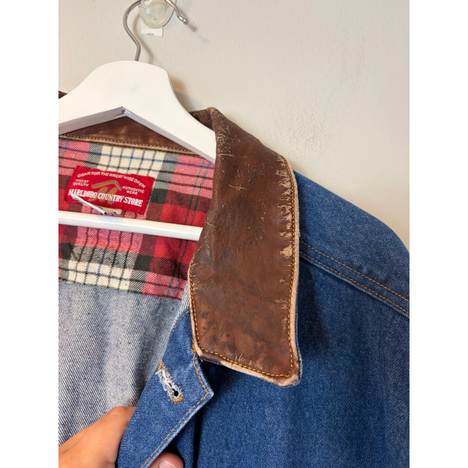 Vintage Marlboro Country Store Denim Jacket Leather Collar XL Blue