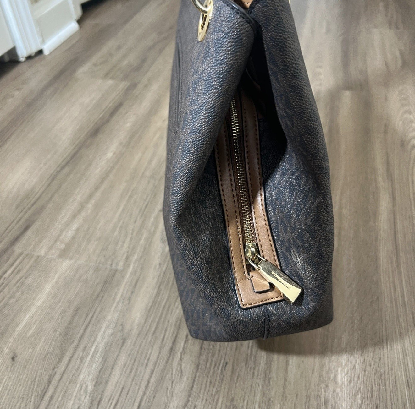 Michael Kors Kensington Large Tote Brown MK Signature Trim Gold Hardware