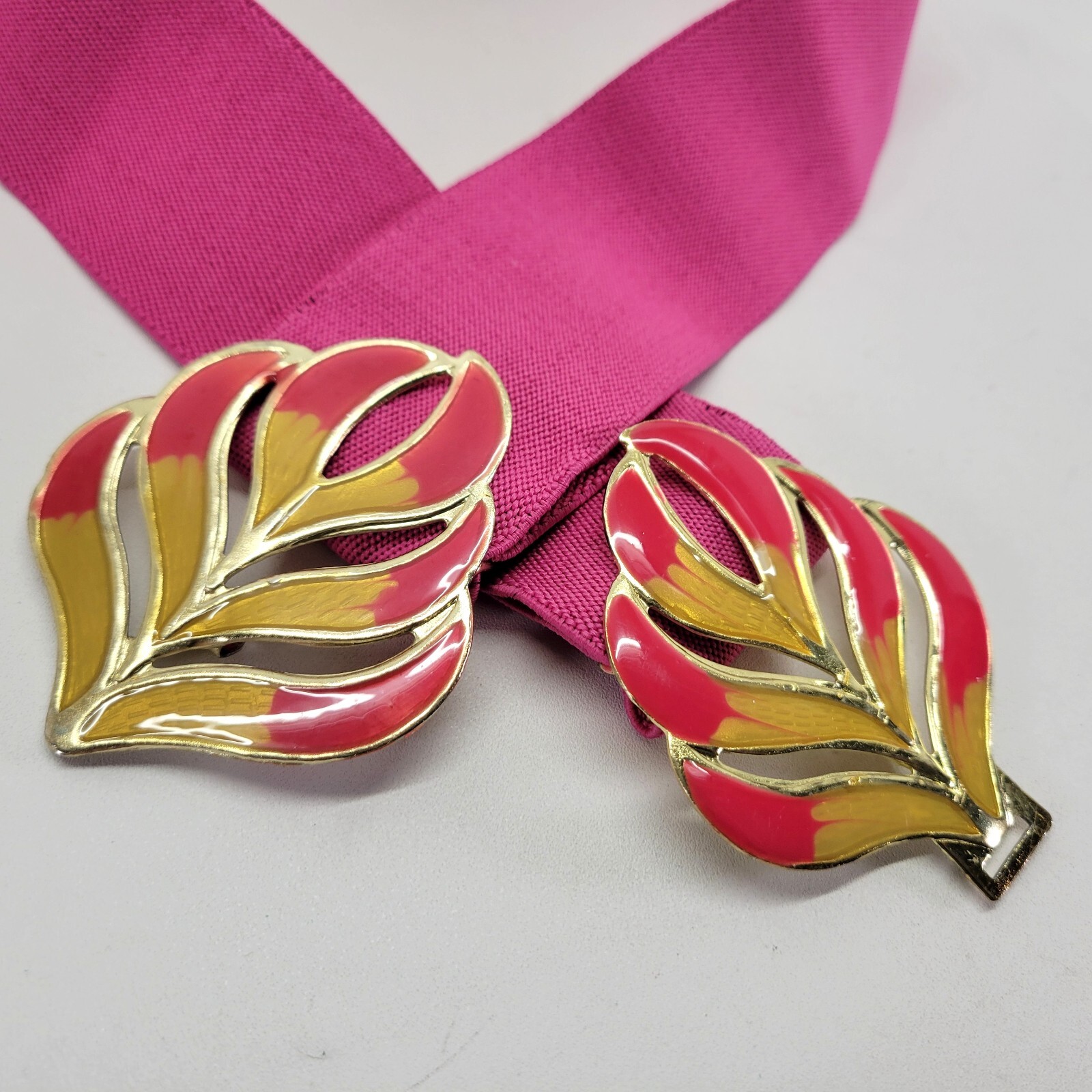 Stretch Belt 30 32 34 Leaf Buckle Waist Wide Pink Vtg 1980s
