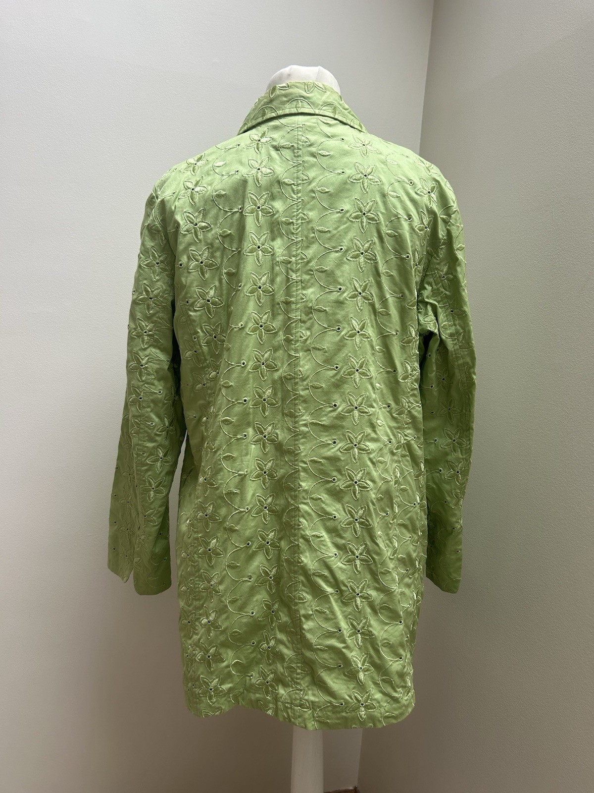 Embroidered broderie anglaise summer jacket size large holiday cruise
