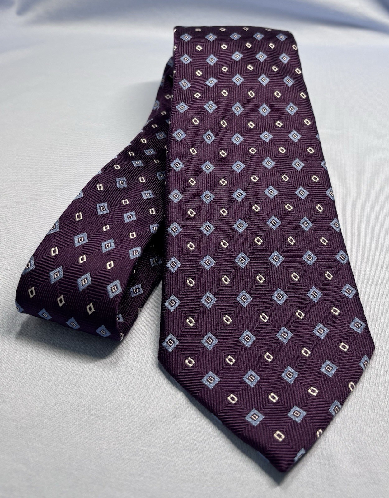 Tasso Elba Hand Made Silk Tie Purple Plum Geometric Blue Diamond Over 60 X 3.75