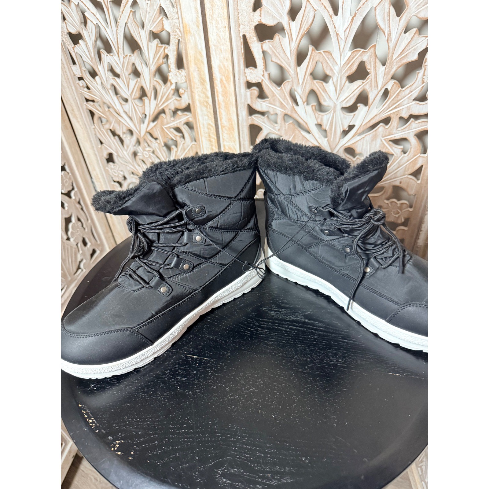 Black Waterproof Winter Snow Boots 3M Thinsulate Faux Fur Lined Quilted Size 9