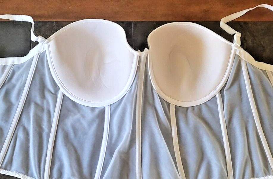 46DD Carnival Full Coverage Underwire Sheer Torsolette 428 w/ Removable Garters