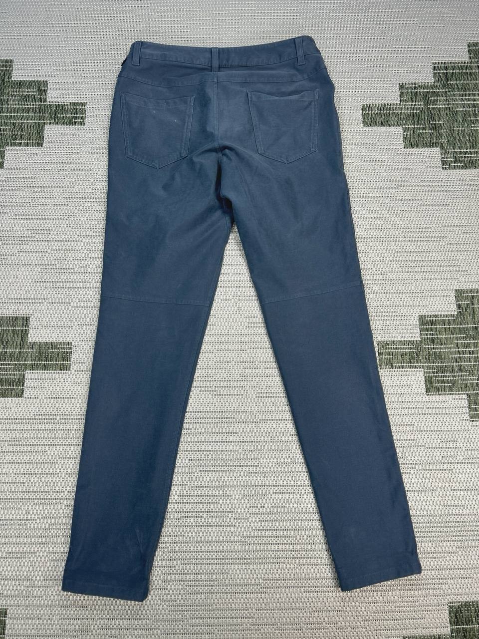Lululemon ABC Slim Utilitech Pants Mens 30 Blue Logo Mid Rise Abrasion Resistant