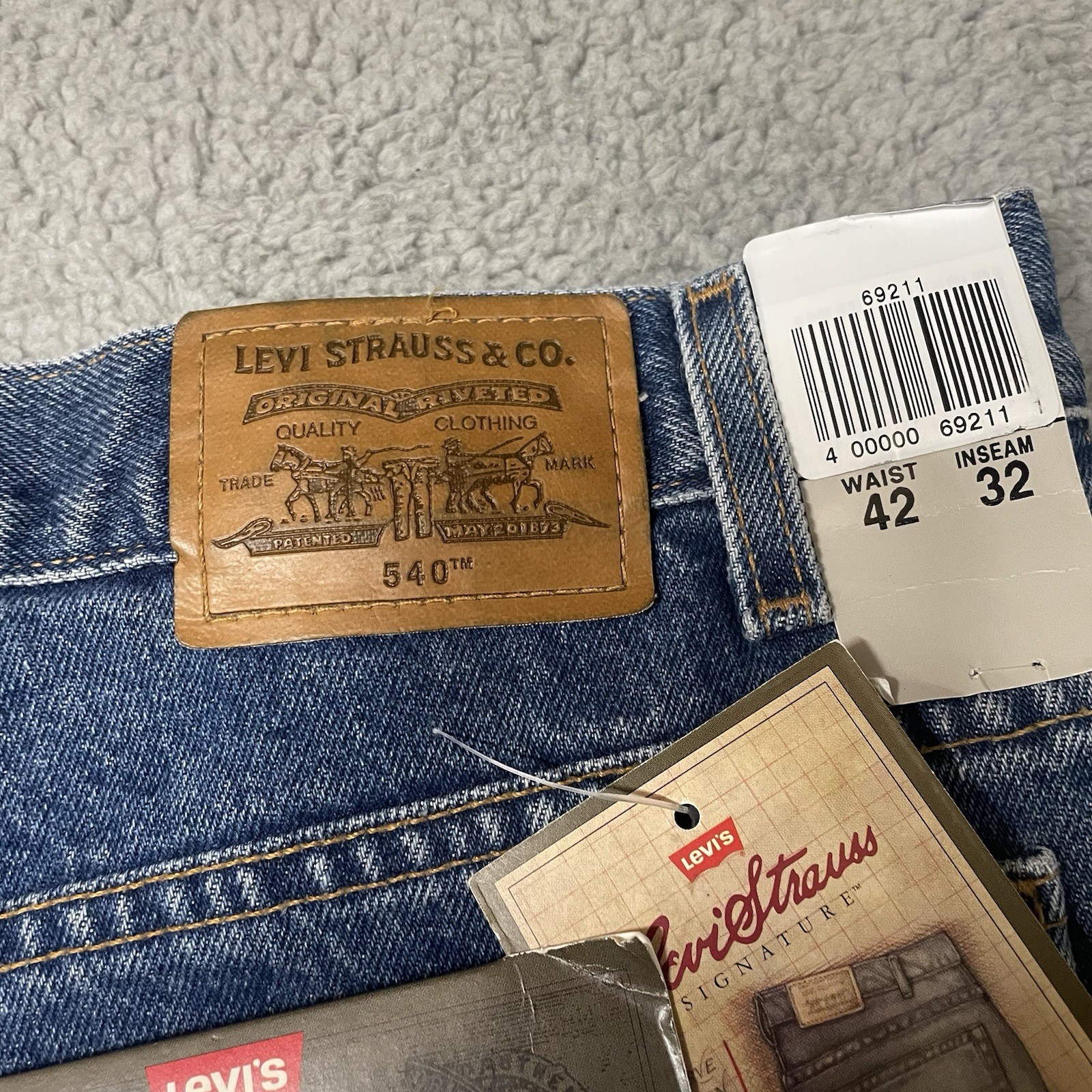 Vintage Levi’s 540 Relaxed Fit Blue Jeans Men 42×32 Brown Tab 90s DEADSTOCK NWT