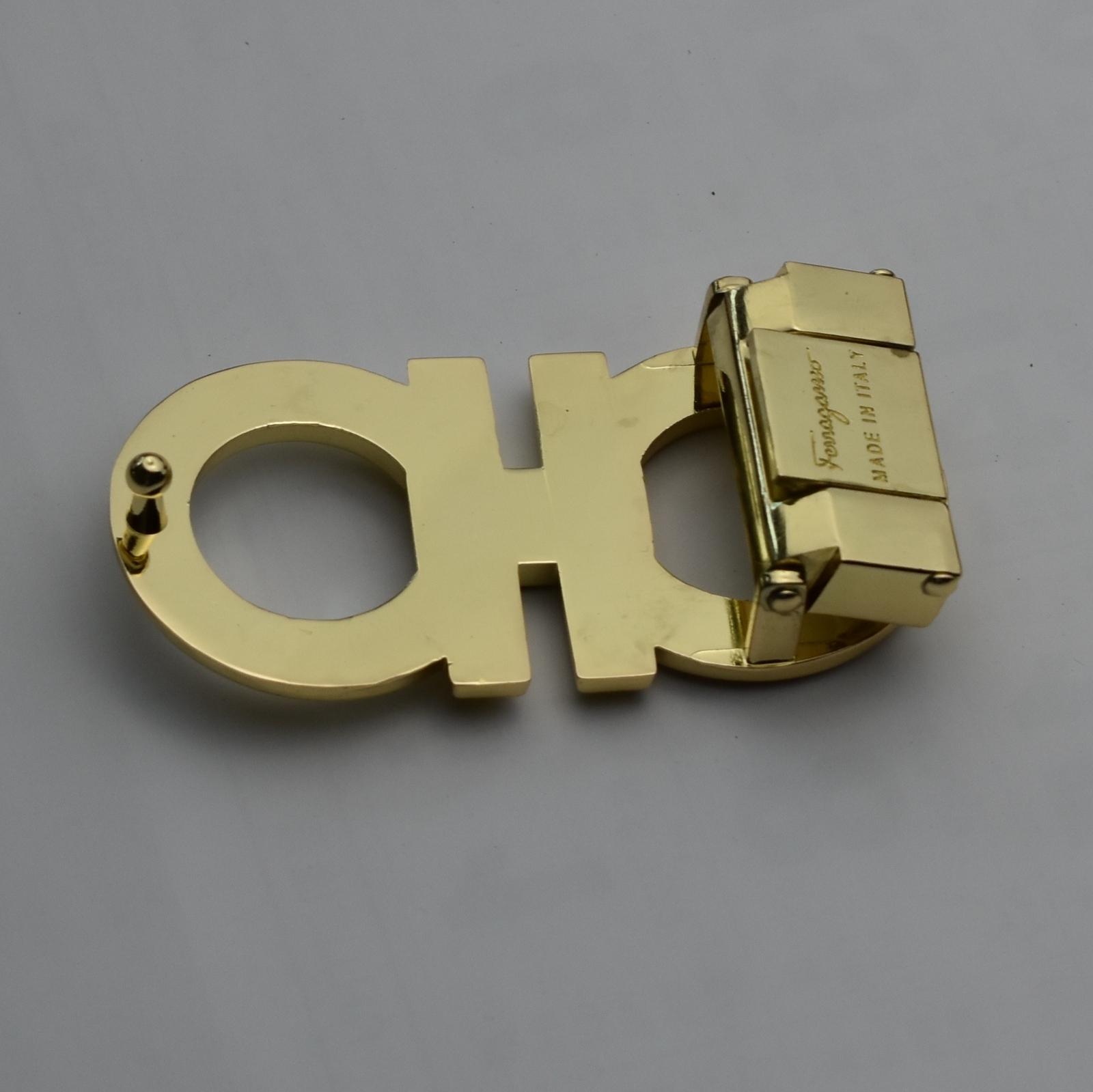 Gold Salvatore Ferragamo Classic Alloy Belt Buckle for 34-35mm belt US shipping
