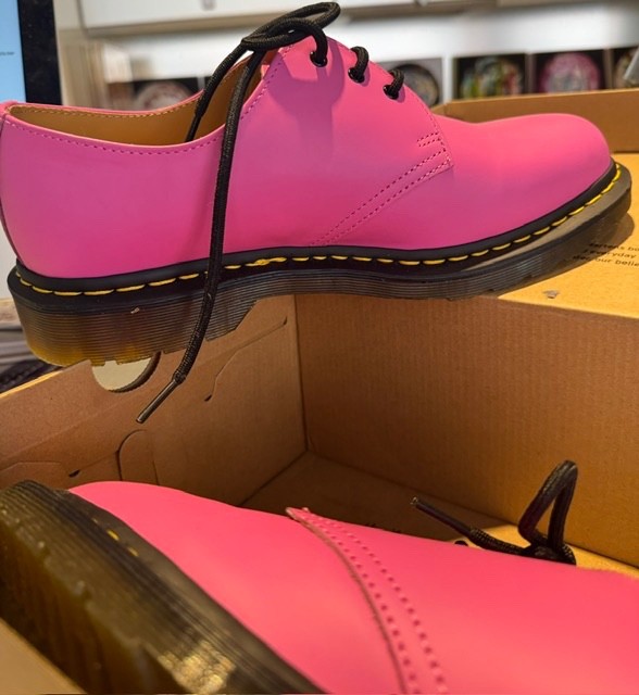 Unisex Oxfords 1461 Thrift Pink -US Men’s 10, Women’s 11 NEW