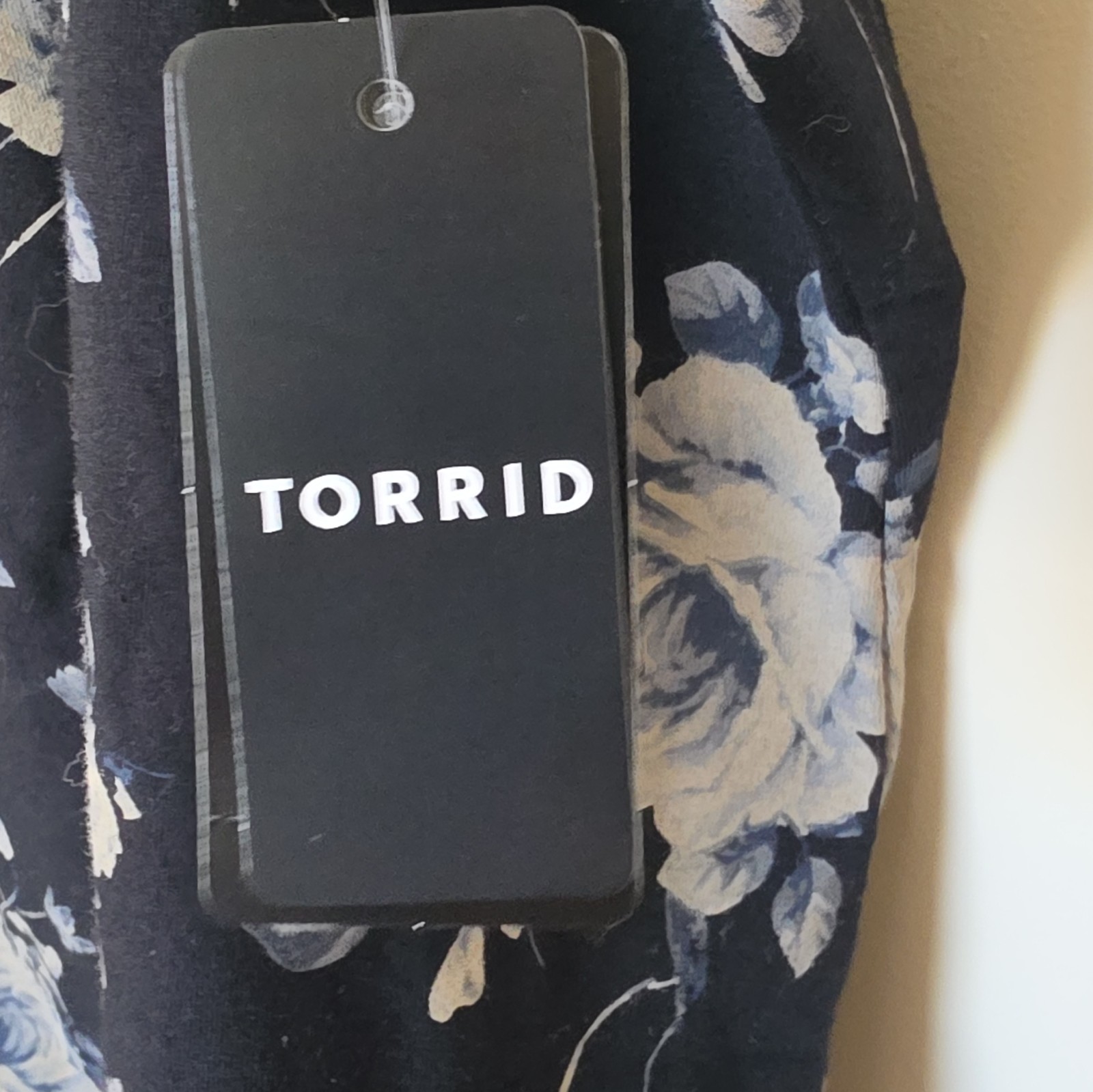 Torrid Black Floral Scoop Neck Spaghetti Strap Stretch Cami Tank Top 4X Plus