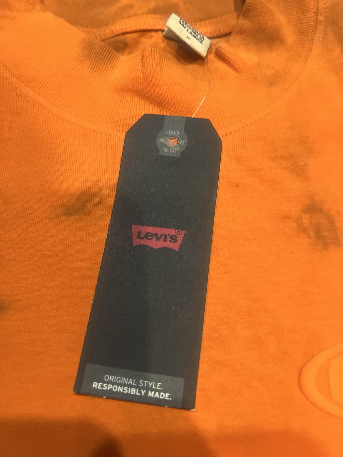 Levi’s Men’s Oversized Orange Tie Dye Mock Neck Long Sleeve Shirt