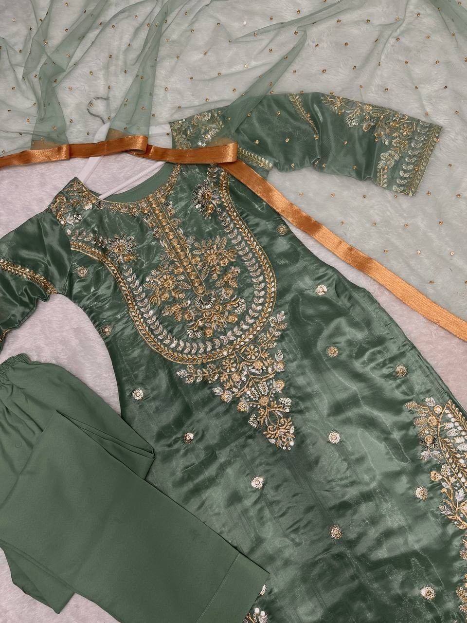 Indian Wedding Dress Pakistani Salwar Kameez Suit Bollywood Designer Party Wear