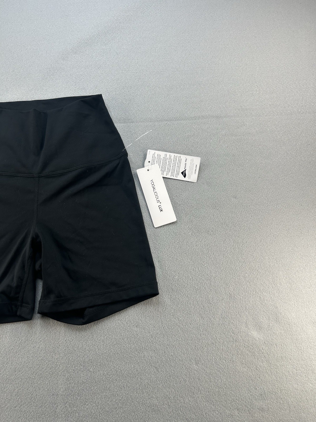 Yogalicious Lux Everyday 5″ Bike Shorts Black Size S Lycra NWT
