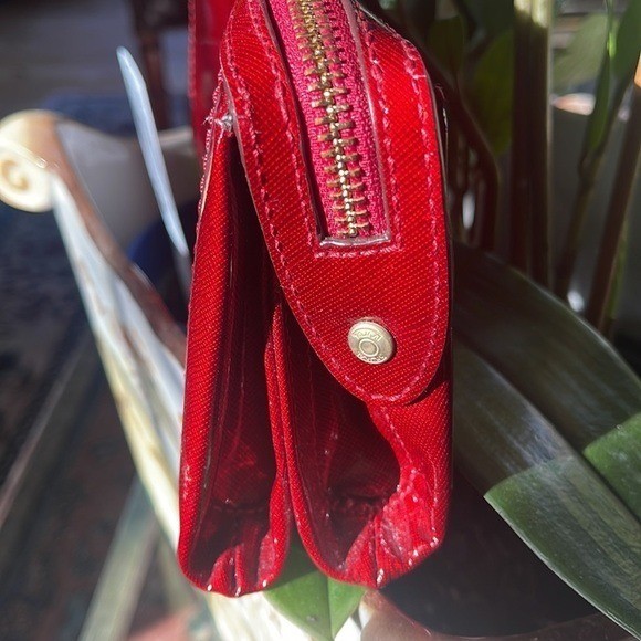 TUMI Red Metallic Crossgrain Zip Top Wristlet Clutch Bag Gold Hardware