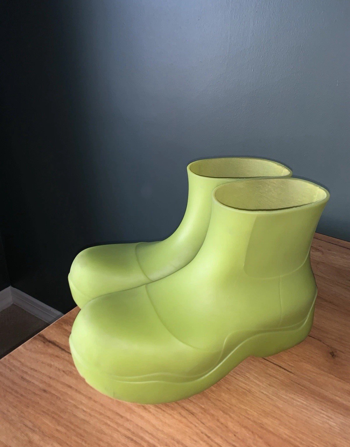 Bottega Veneta Kiwi Puddle Boots Ankle Kiwi Size 39 Made In Italy Box Included