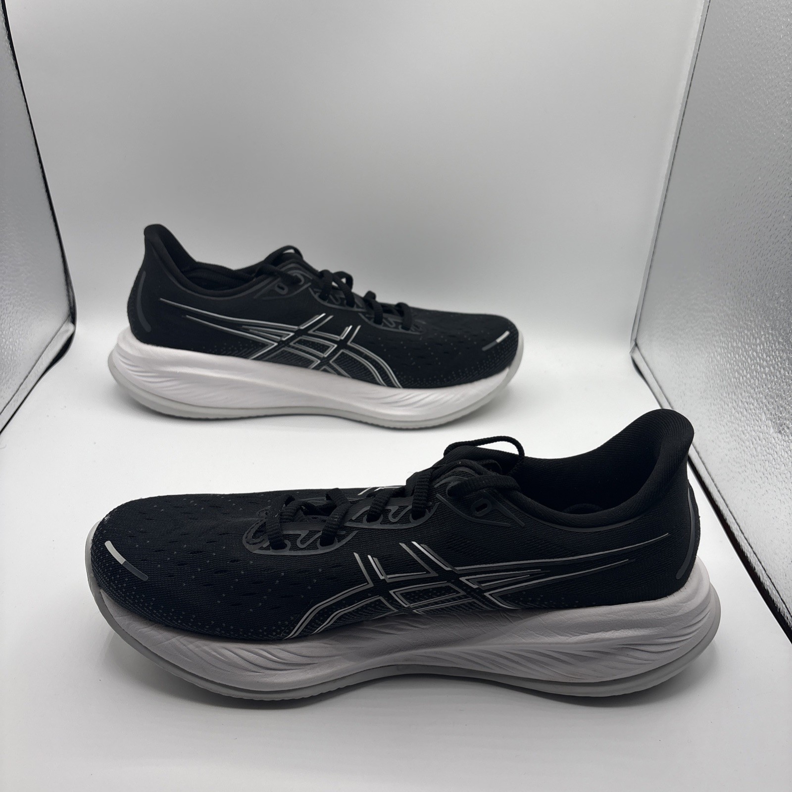 Men’s Asics Gel-Cumulus 26, Black/Concrete, Size 9.5 US Running Shoe Sneaker