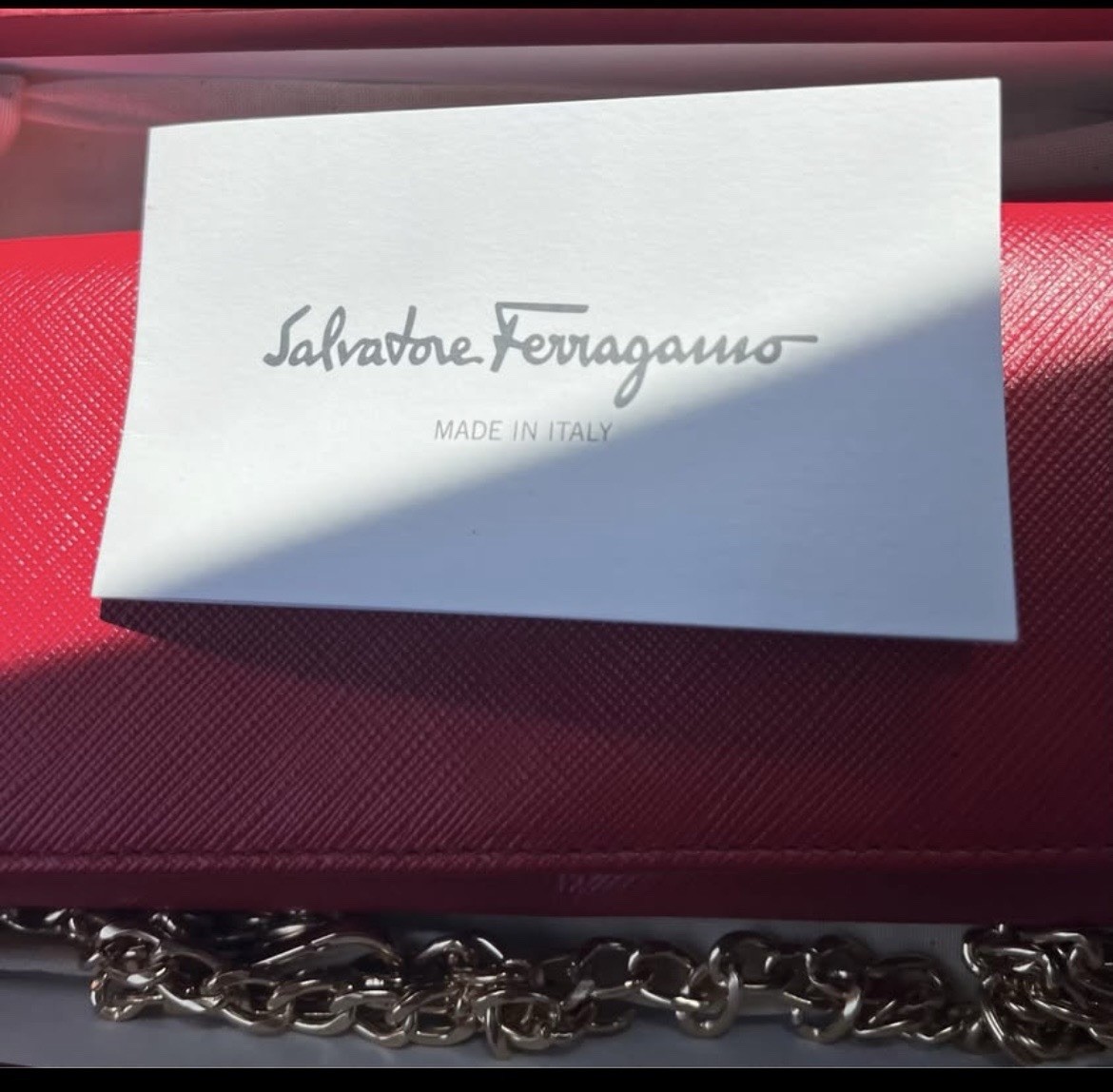 Salvatore Ferragamo Red Small Shoulder Bag Chain Strap Bow Logo Gold Hardware