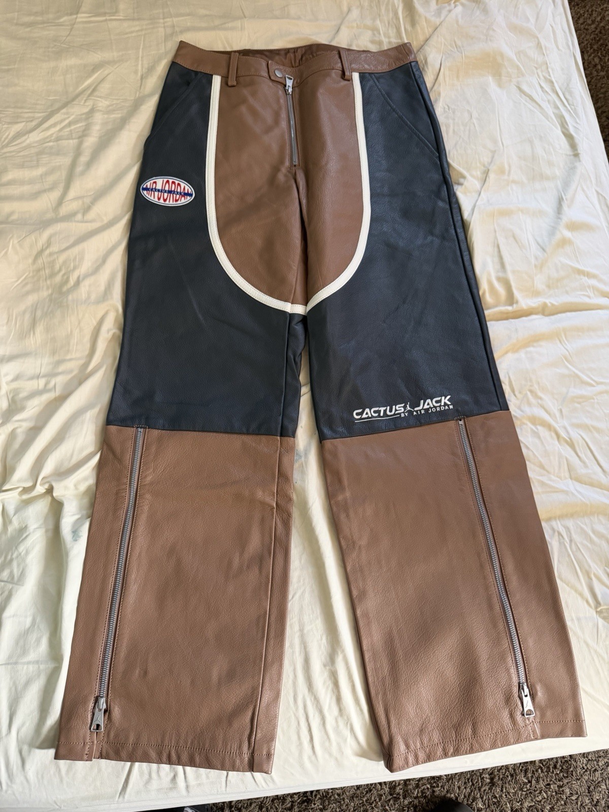 Jordan Travis Scott Women’s Brown Leather Moto Pants Size 6 DX8601-256