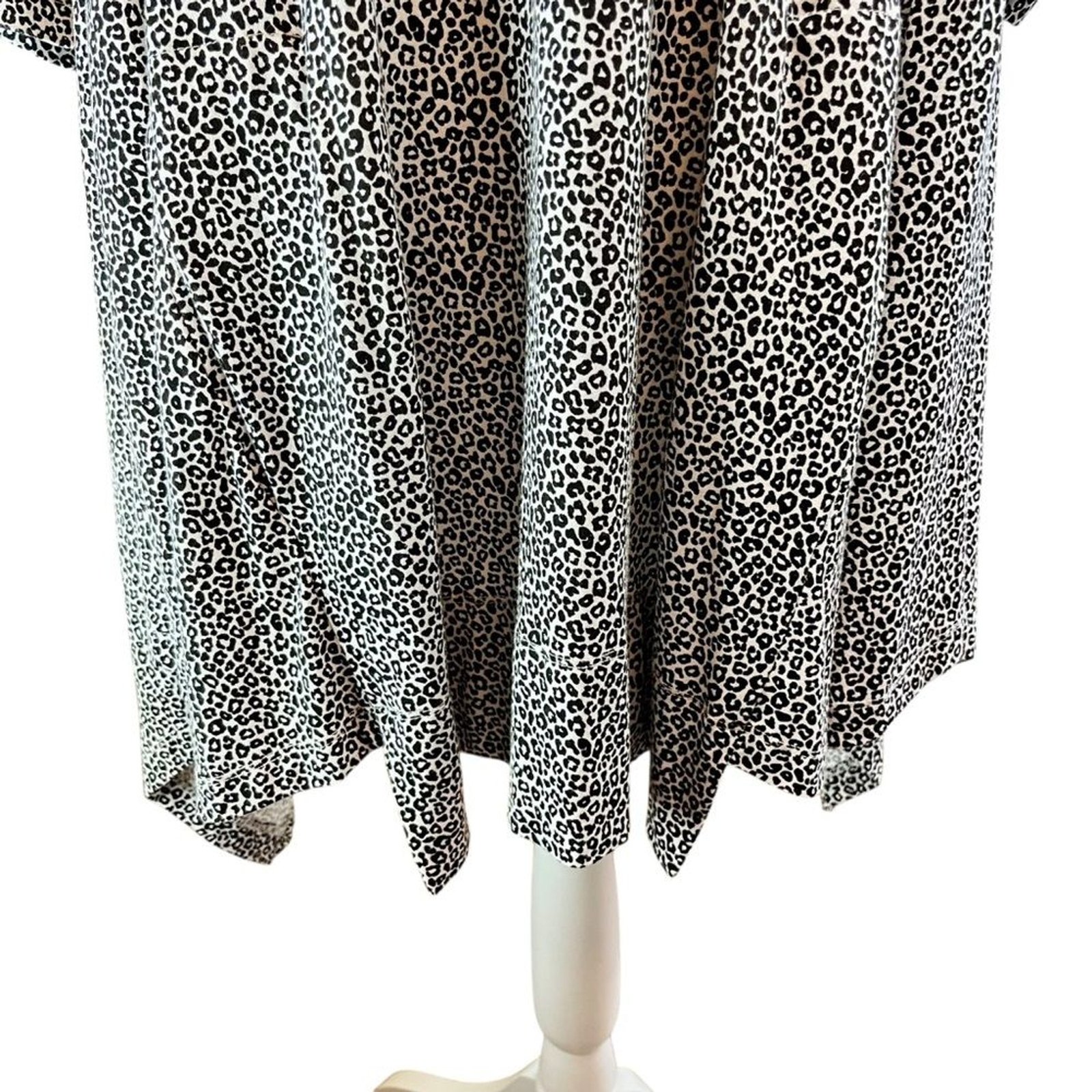 ALEMBIKA Leopard Print Knit Top Tunic Sz Small Long Sleeve Lagenlook Loose Fit