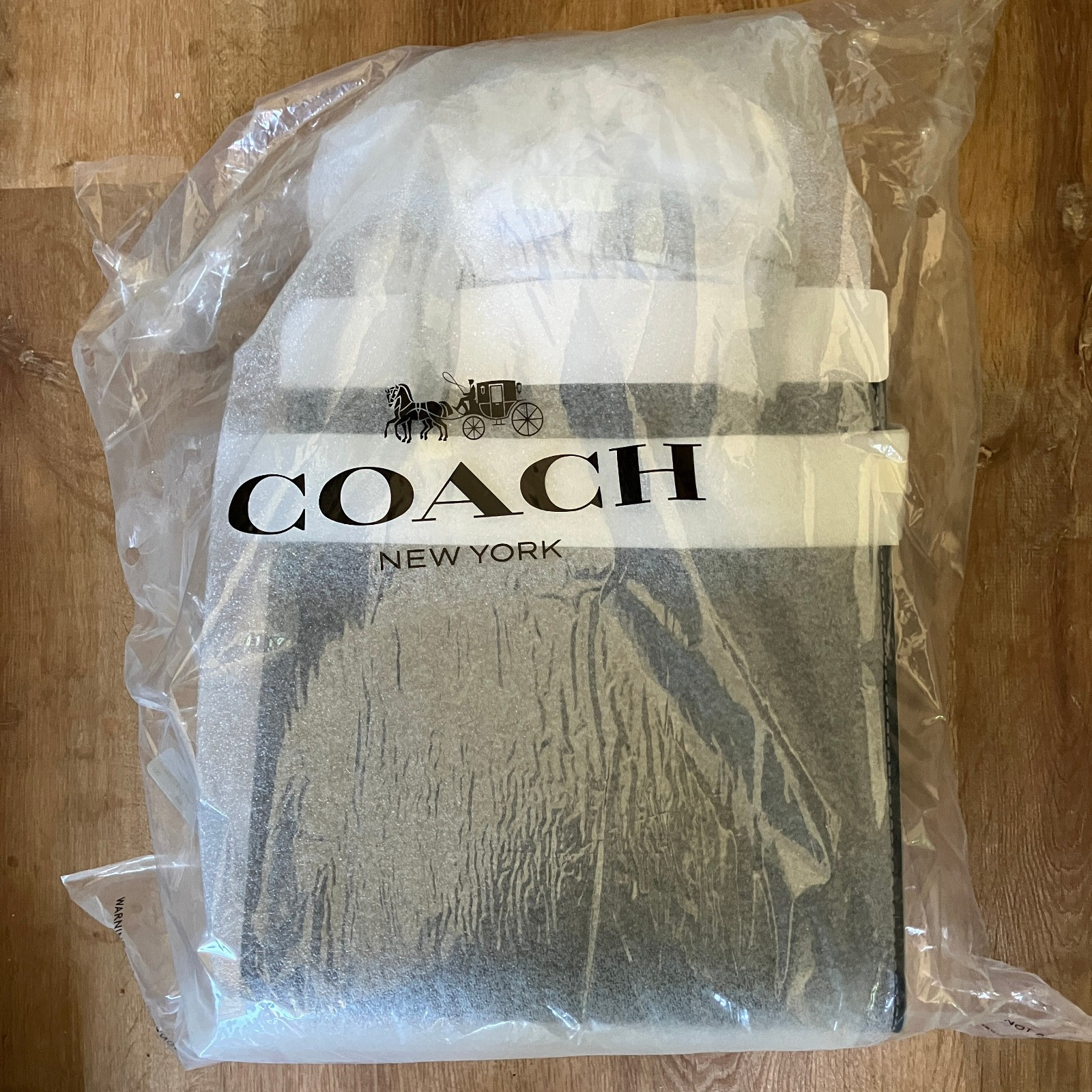 NWT Coach Cashin Carry Tote 29 – Style 730 Midnight Navy Natural Pebble Leather
