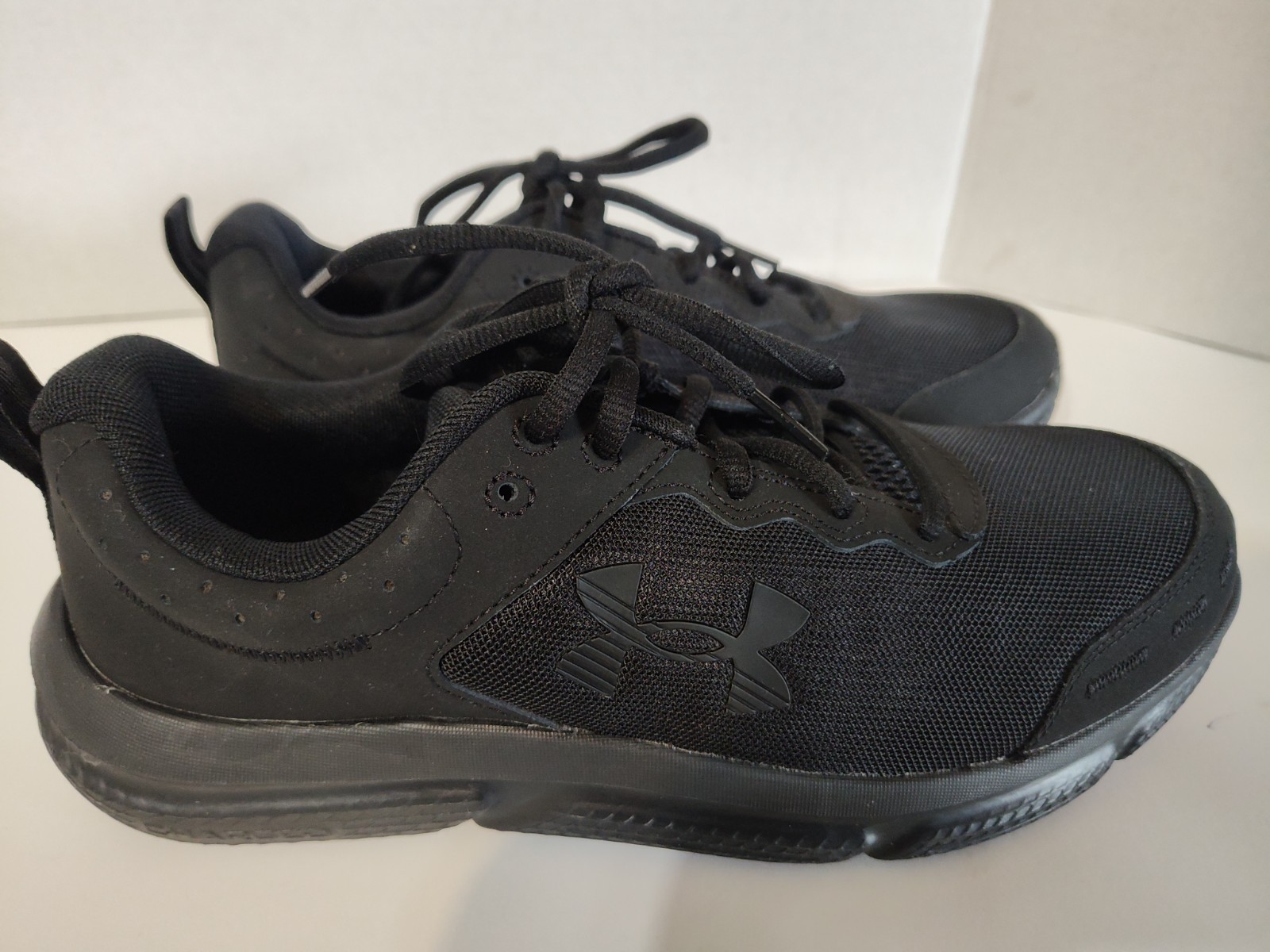 Under Armour Men Charged Assert 10 Running Shoe 3026175-004 Black Size 9