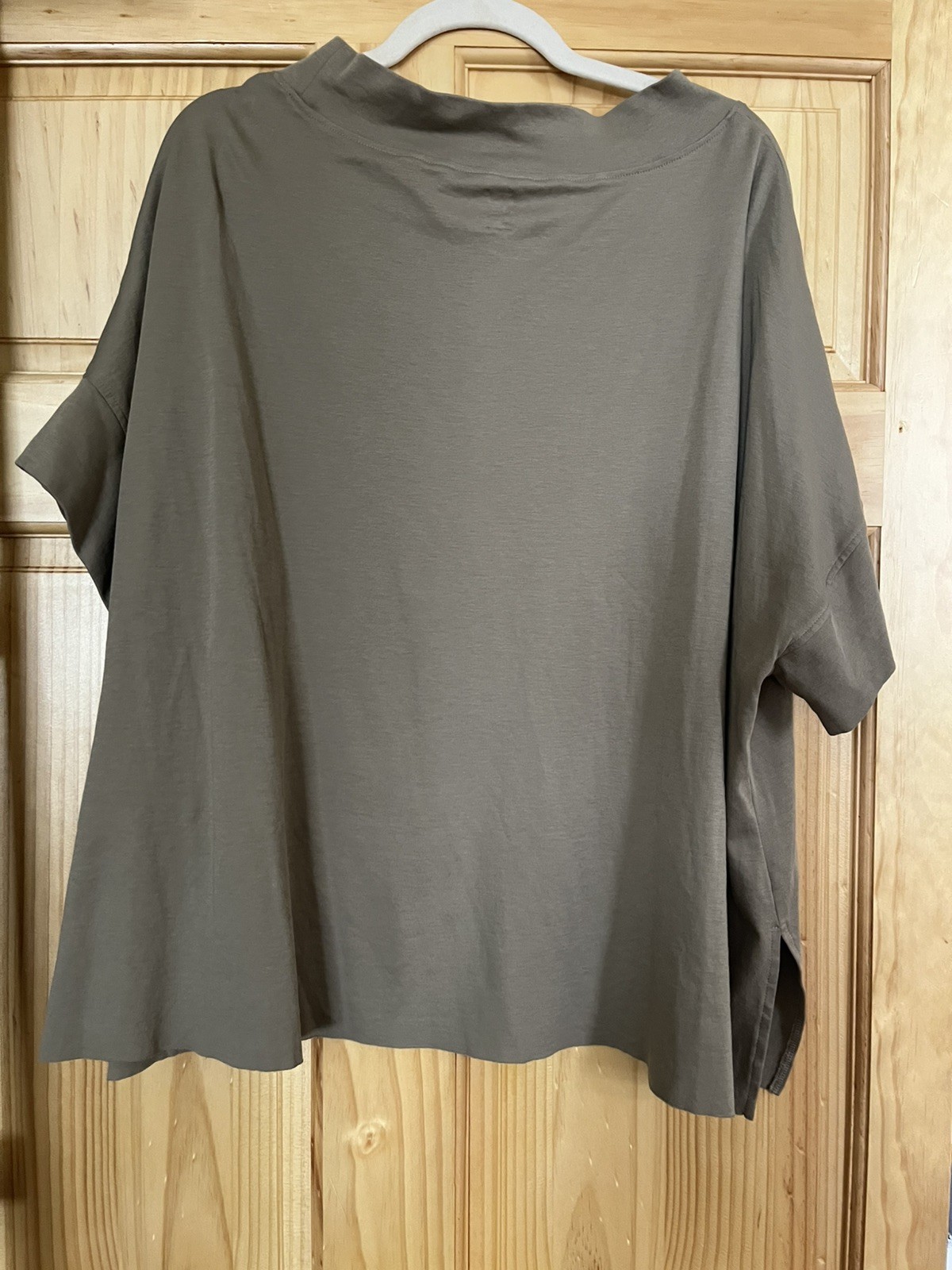 Planet by Laura Grossman Tokyo Top, off shoulder option. Fawn. O/S