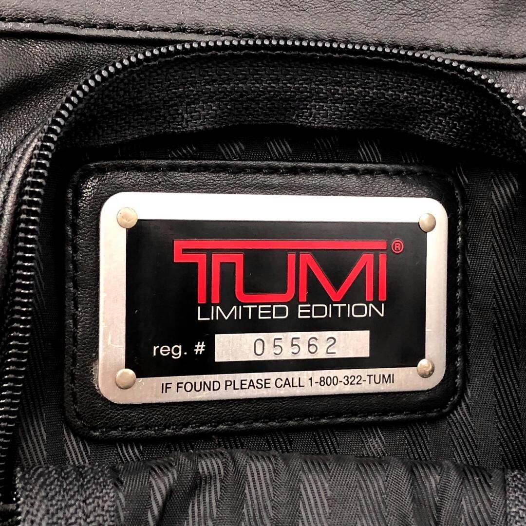 TUMI Leather Black Crossbody Shoulder Bag Travel Organizer Men’s 25cm 17cm