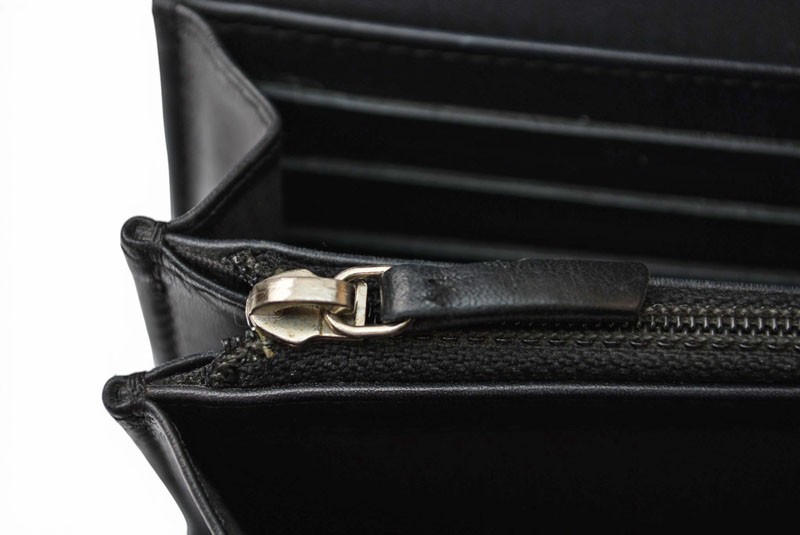 Chanel Authentic wallet A50070 Caviar Leather Black COCO